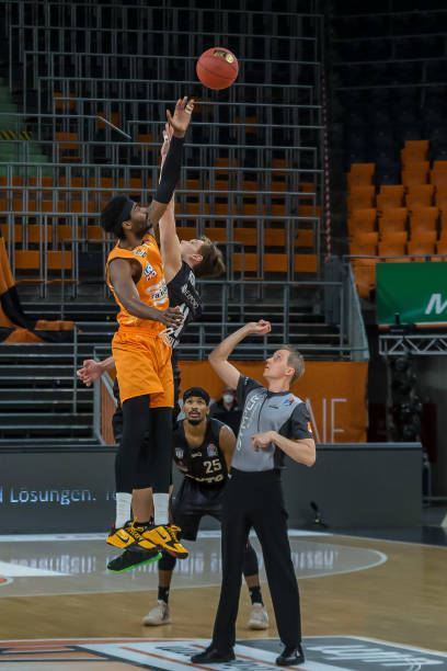 员佩里奇 员佩里奇