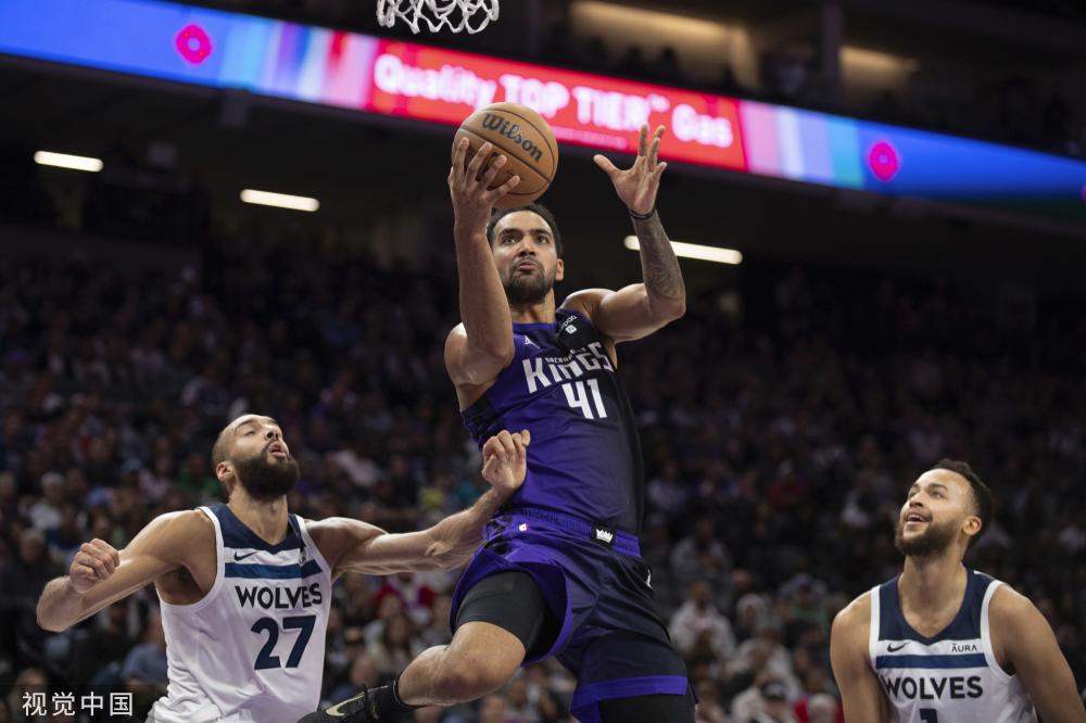 里勒复出立下头功 北控客场战胜深圳